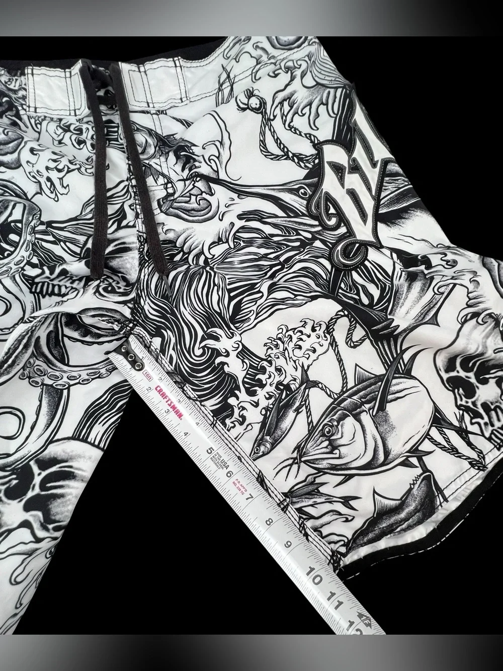 Vintage Billabong Board Shorts Mens 36 White Skull Tattoo Nautical Y2K Swim